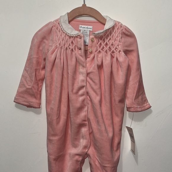 Ralph lauren baby girl gift idea. Newborn to siz months outfit pink velour - Picture 3 of 8